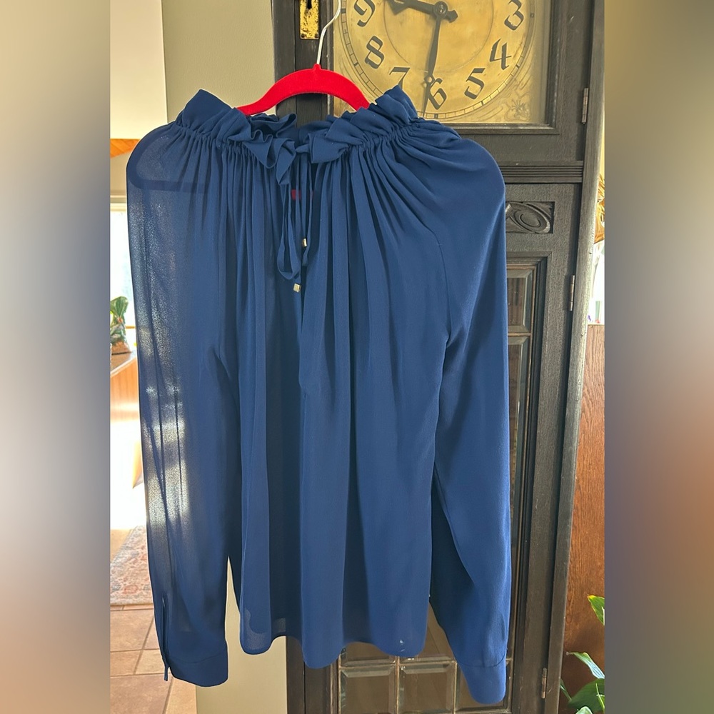 Gucci Silk Blouse New wo Tags 44